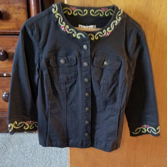 A.M.I. Jackets & Blazers - Button down jean jacket